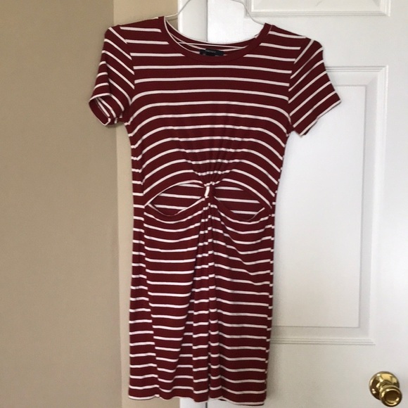 Forever 21 Dresses & Skirts - Like new dress, medium